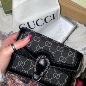 Bolsa Quadrada Pequena Gucci